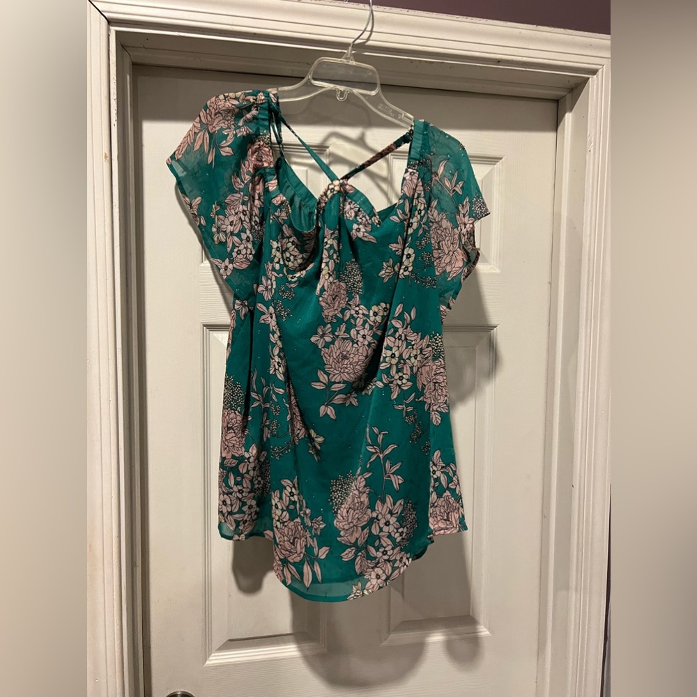 Torrid floral blouse